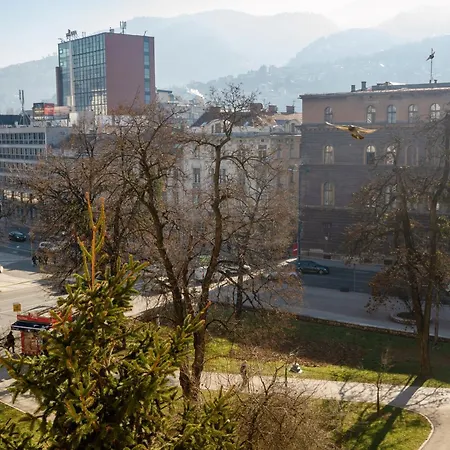 Appartement Spacious Parkfront