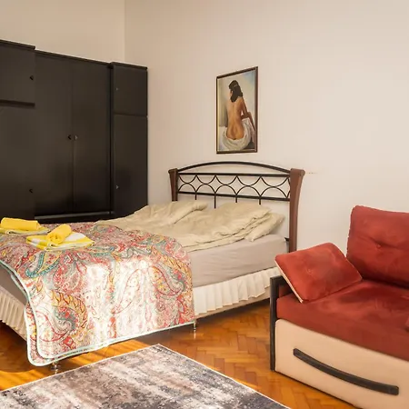 Apartment Spacious Parkfront *